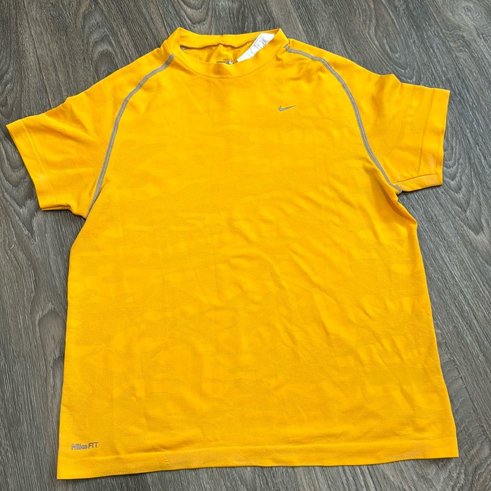 Nike Fit Athletic Shirt
